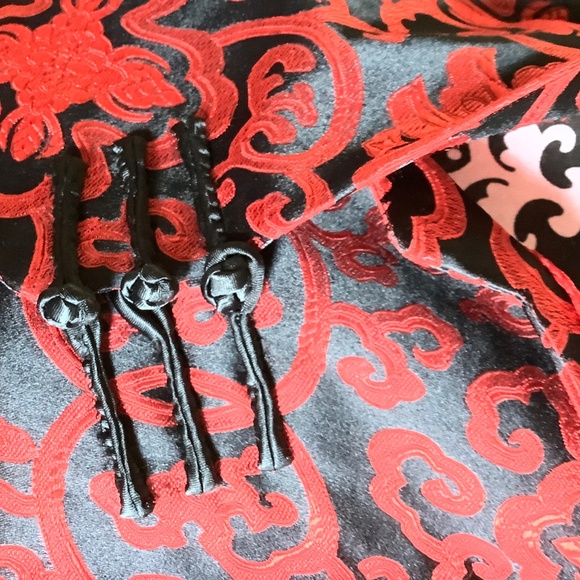 Oriental Silk jacket - Picture 3 of 3